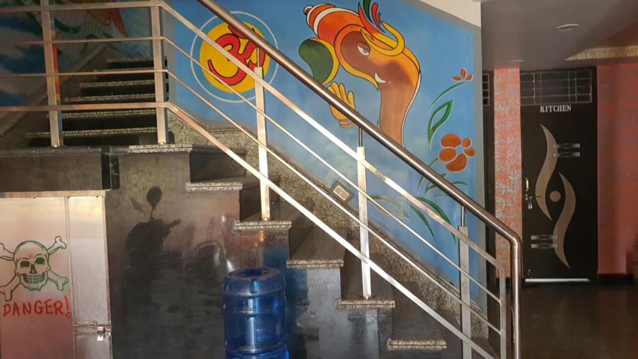 Madhuvatika Патна Экстерьер фото